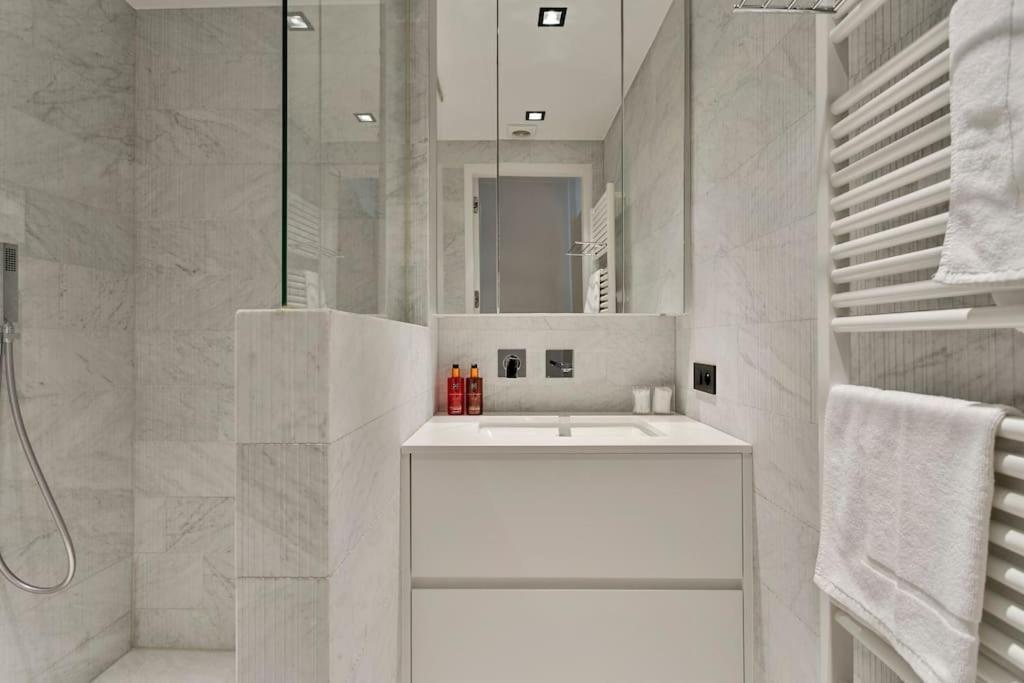 Top Location! Unique Luxurious 2-Bedroom Apartment In Knokke - 'T Zoute Eksteriør billede